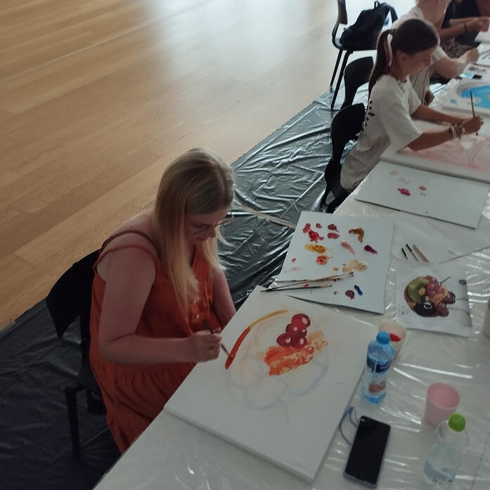 jem oczami i połykam wzrokiem